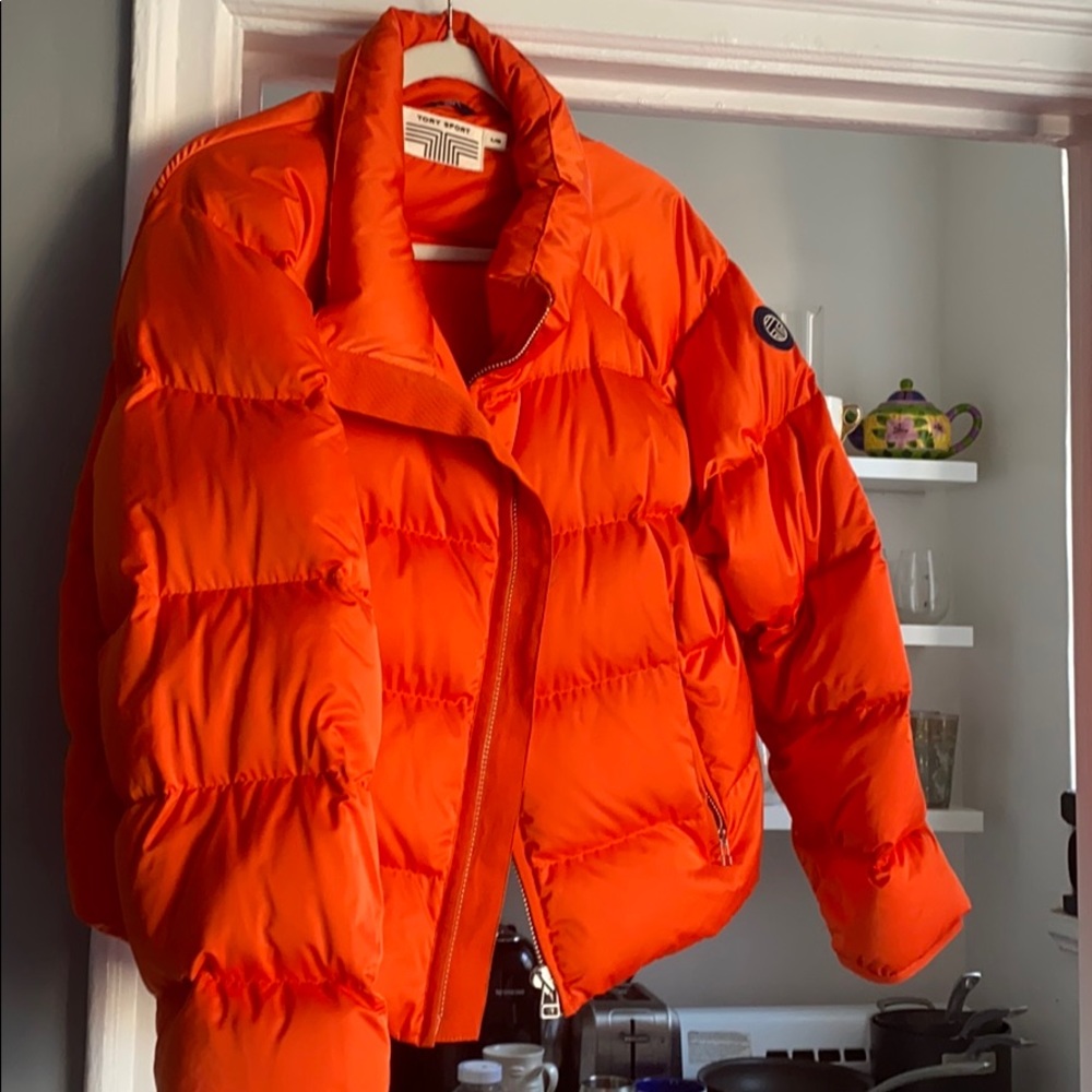 Tory Burch CROPPED PERFORMANCE SATIN DOWN JACKET